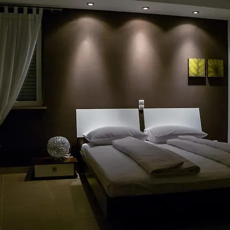 Apartments Marco Polo Banjol Room photo